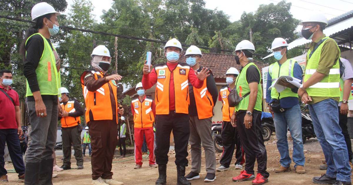 Bupati Arta Sidak Pembangunan Alun Alun Kota Bangli Pdiperjuanganbali Id